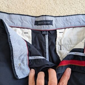 Tommy Hilfiger Men's Navy Shorts - M